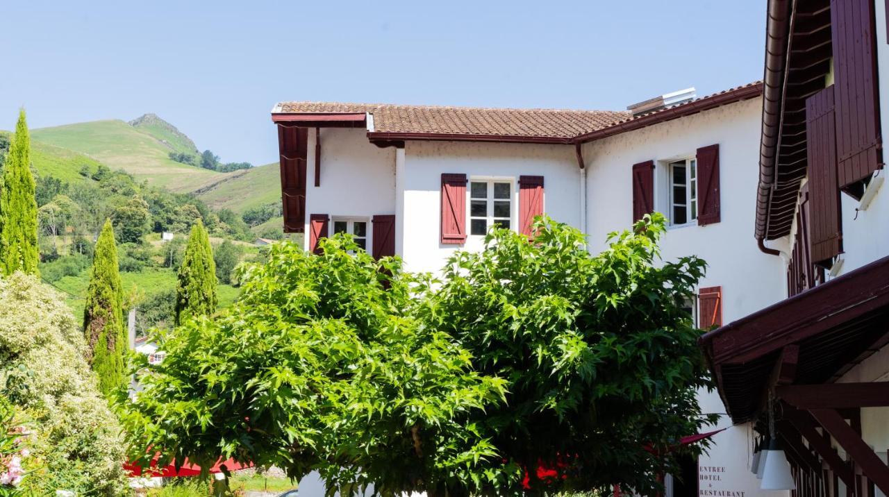 Hôtel Juantorena Saint-Étienne-de-Baigorry Exterior foto