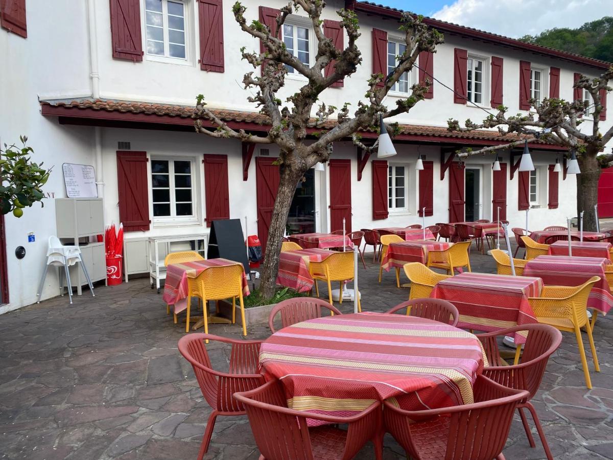 Hôtel Juantorena Saint-Étienne-de-Baigorry Exterior foto