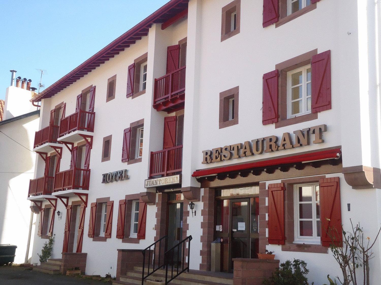 Hôtel Juantorena Saint-Étienne-de-Baigorry Exterior foto