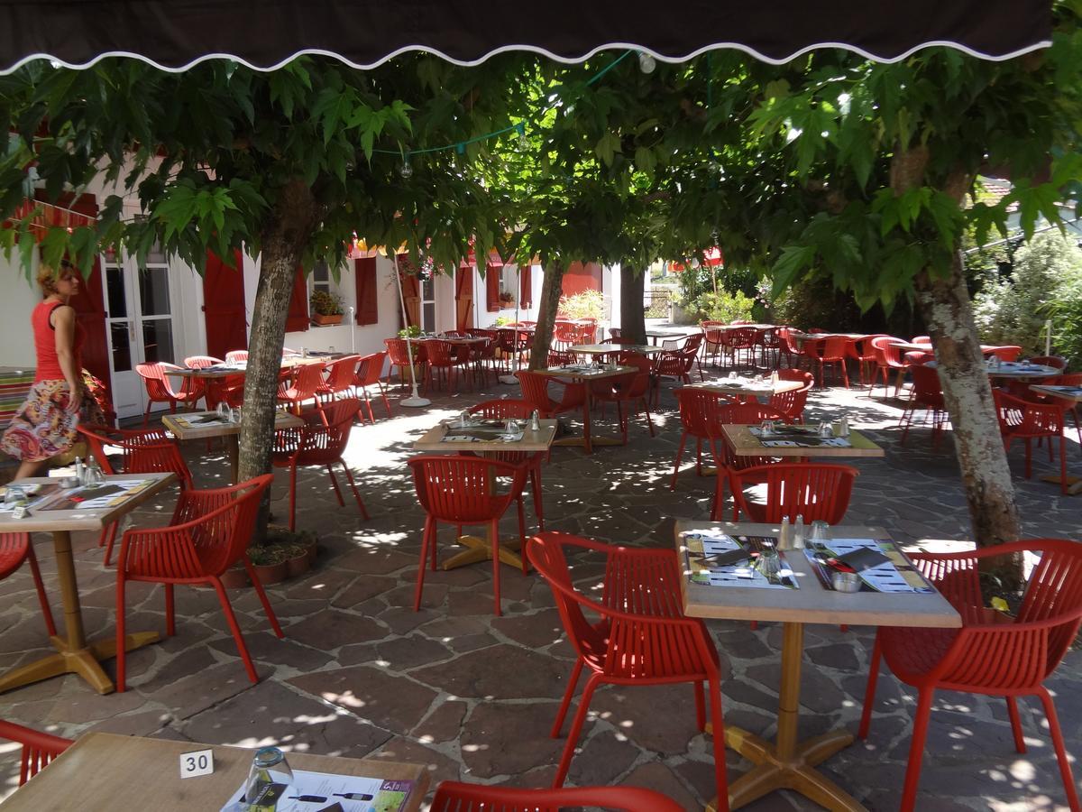 Hôtel Juantorena Saint-Étienne-de-Baigorry Exterior foto